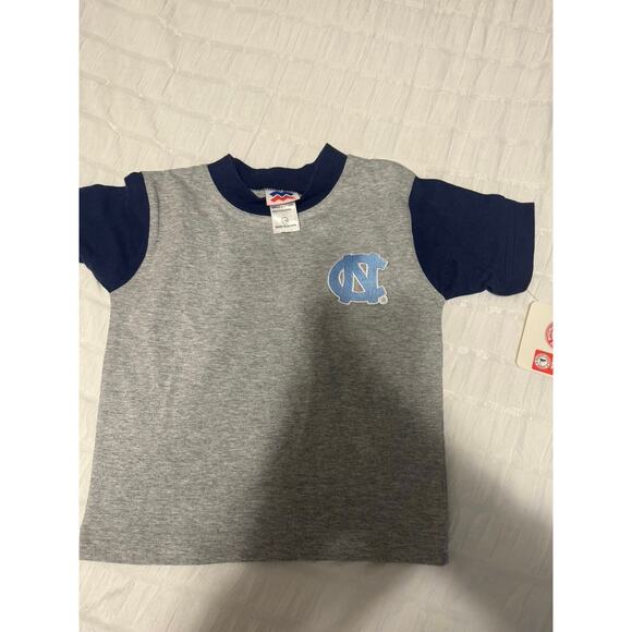 NWT Official North Carolina Gray Embroidered Patch T-Shirt Kids/ Baby 12 Month - Picture 1 of 4